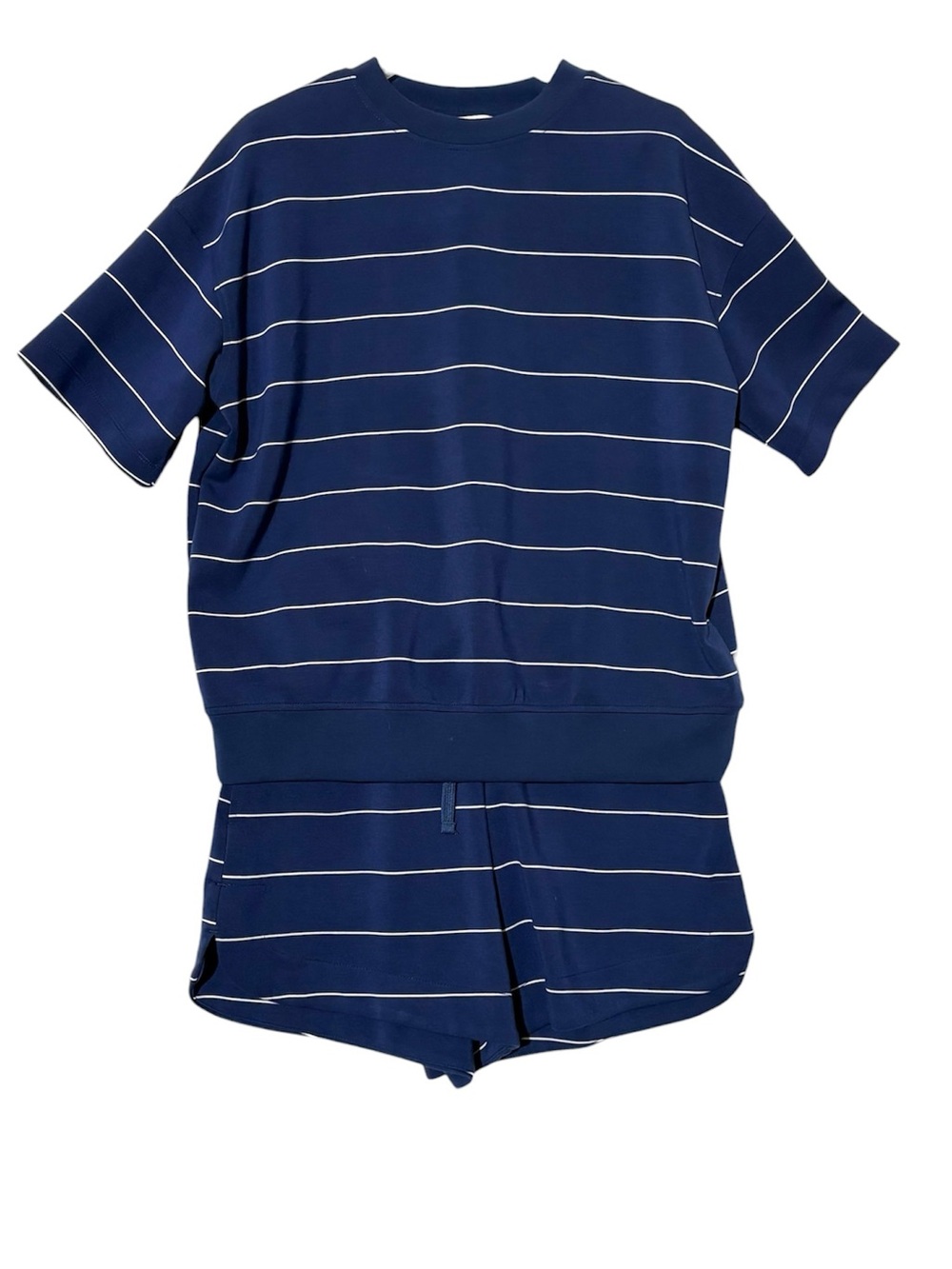 Rae Mode Two Piece Short Set - Picture 2 of 16